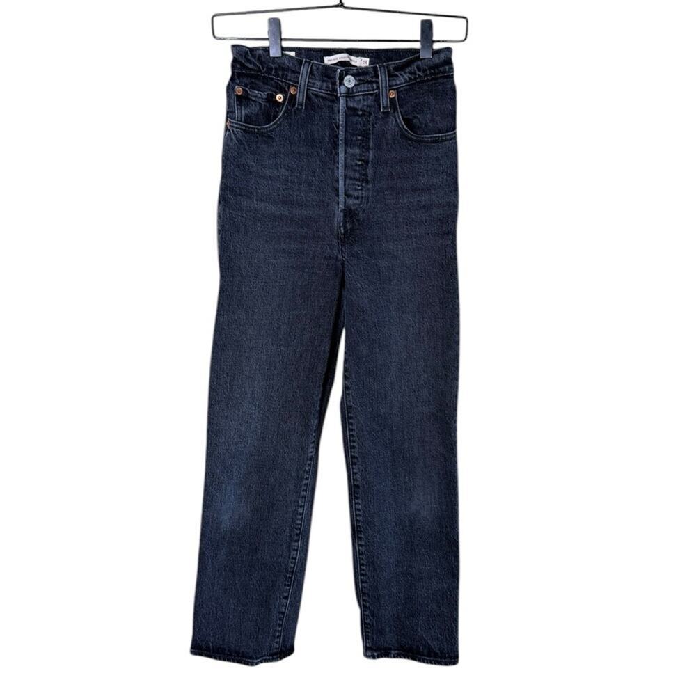 Levi’s women’s Sz 24 Ribcage Jeans Straight Ankle Button Fly Black Wash